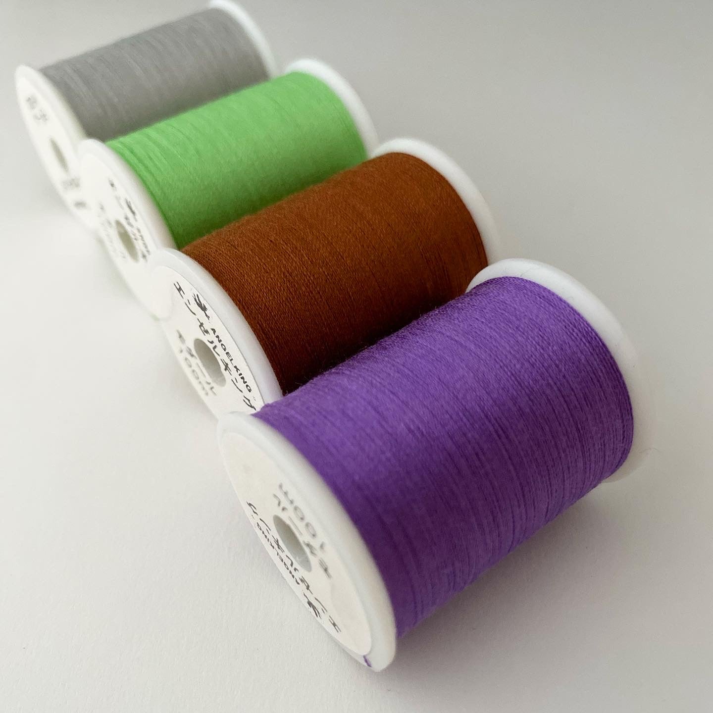 モダール【駒巻】(マットタイプレーヨン糸・ヒートカット加工可)