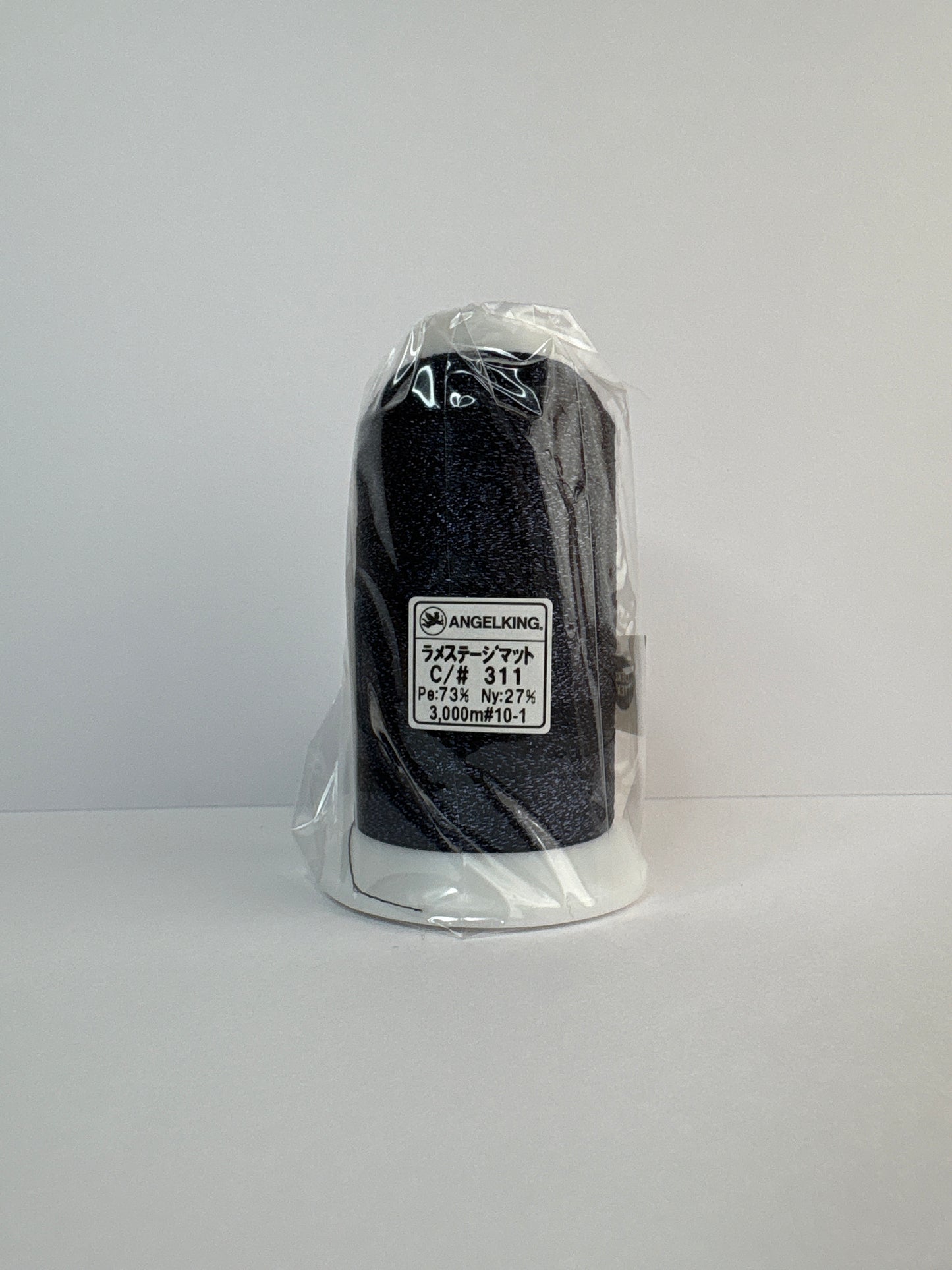 ラメステージマット3000ｍ（大人な色合いのラメ刺繍糸）