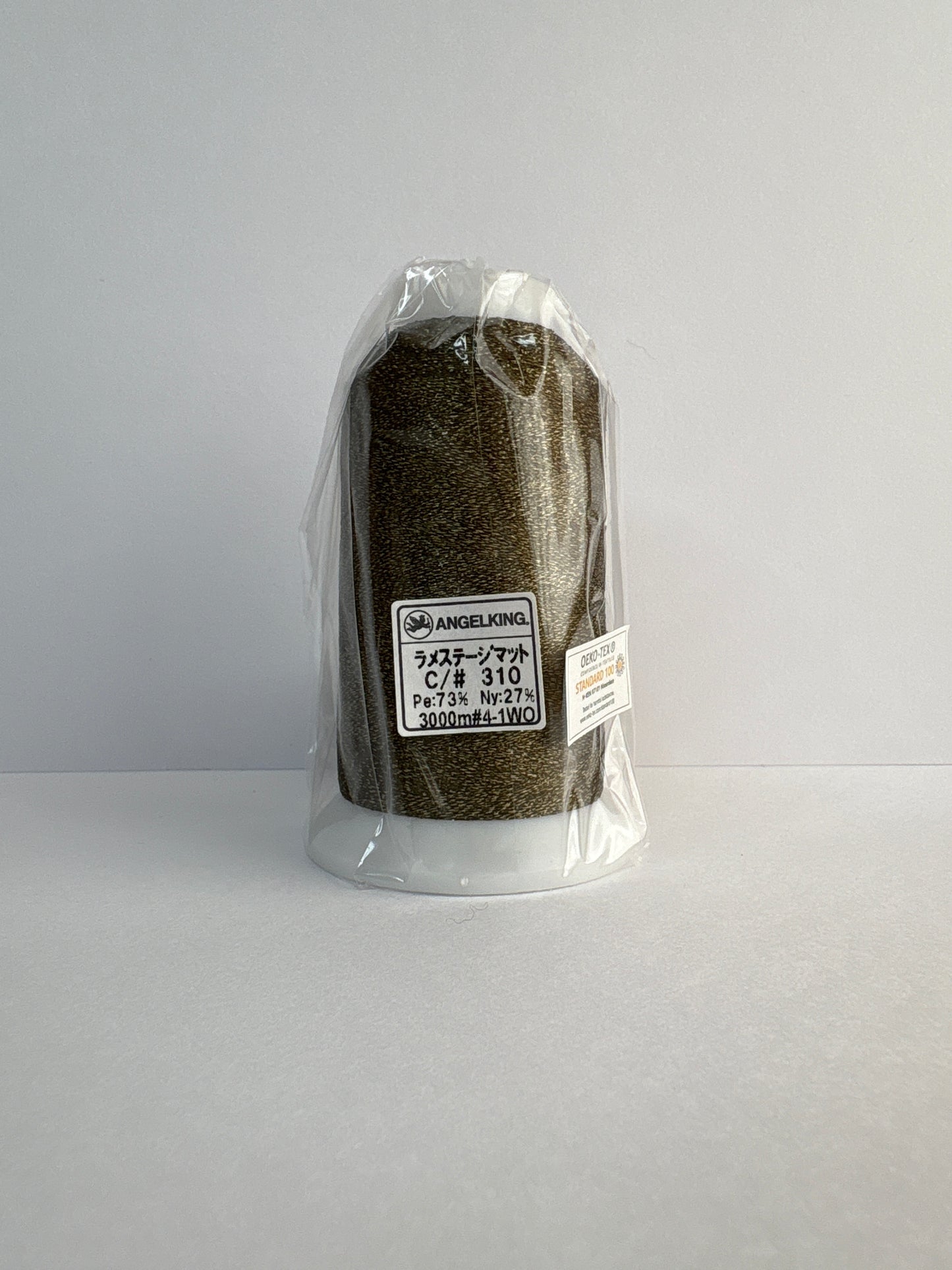 ラメステージマット3000ｍ（大人な色合いのラメ刺繍糸）