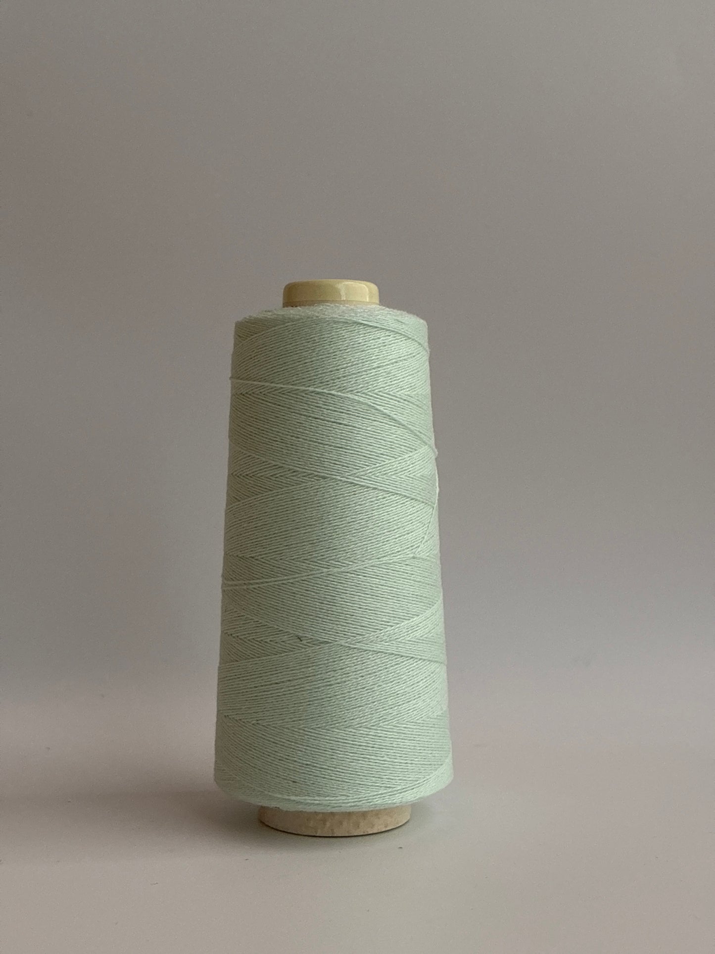 ハーフ810m（刺繍・サガラ刺繍・チェーンステッチにおすすめ）