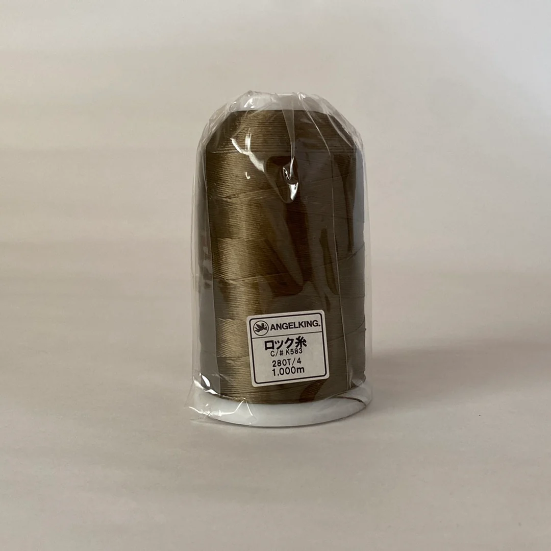 ワッペンロック糸（ワッペン縁かがり・チェーンステッチにおすすめ太めレーヨン糸）