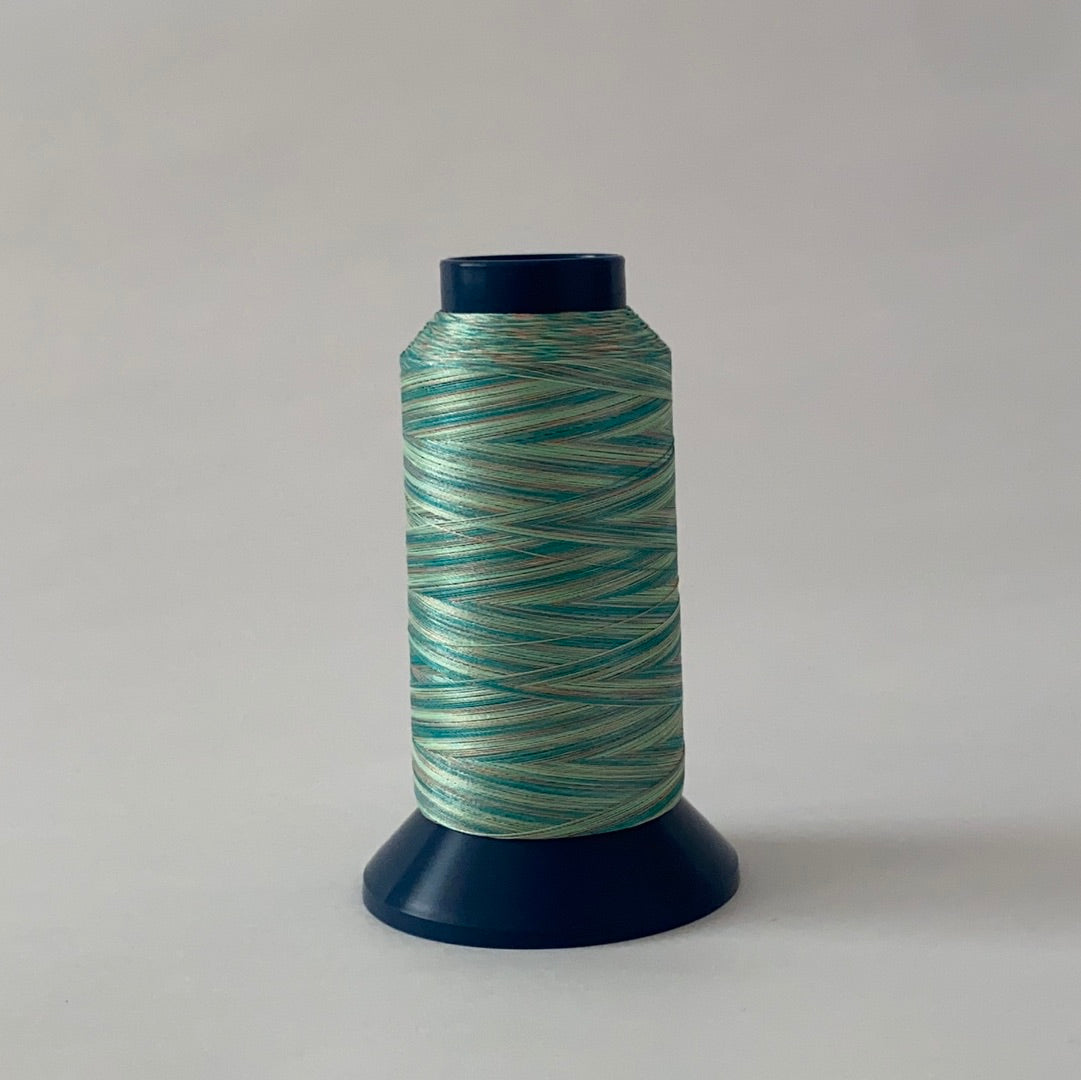 シルメイトマルチカラー（ポリエステル段染糸）