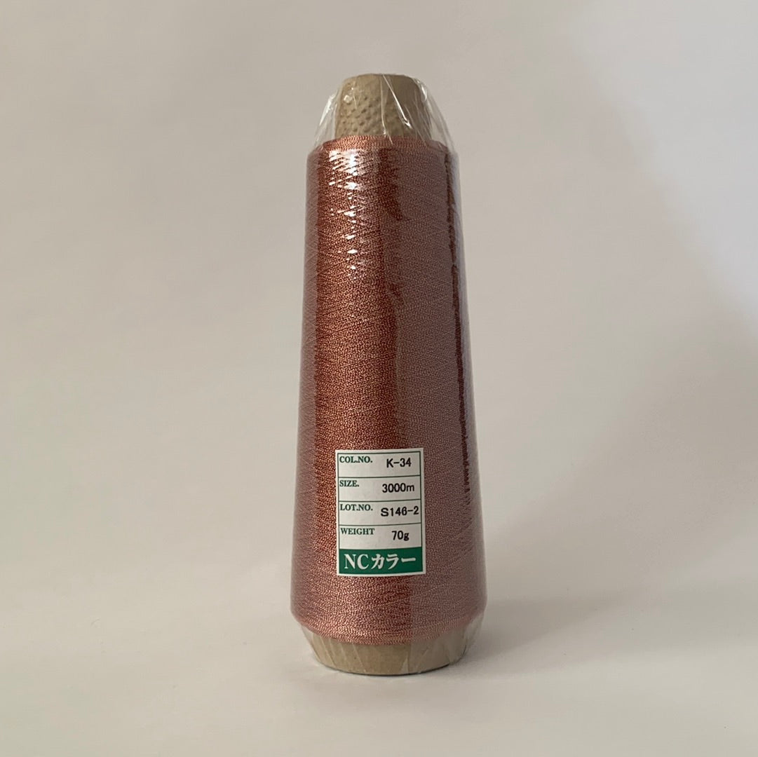 NCカラー蛇腹（蛇腹加工で奥行きのある輝きのメタリック糸）