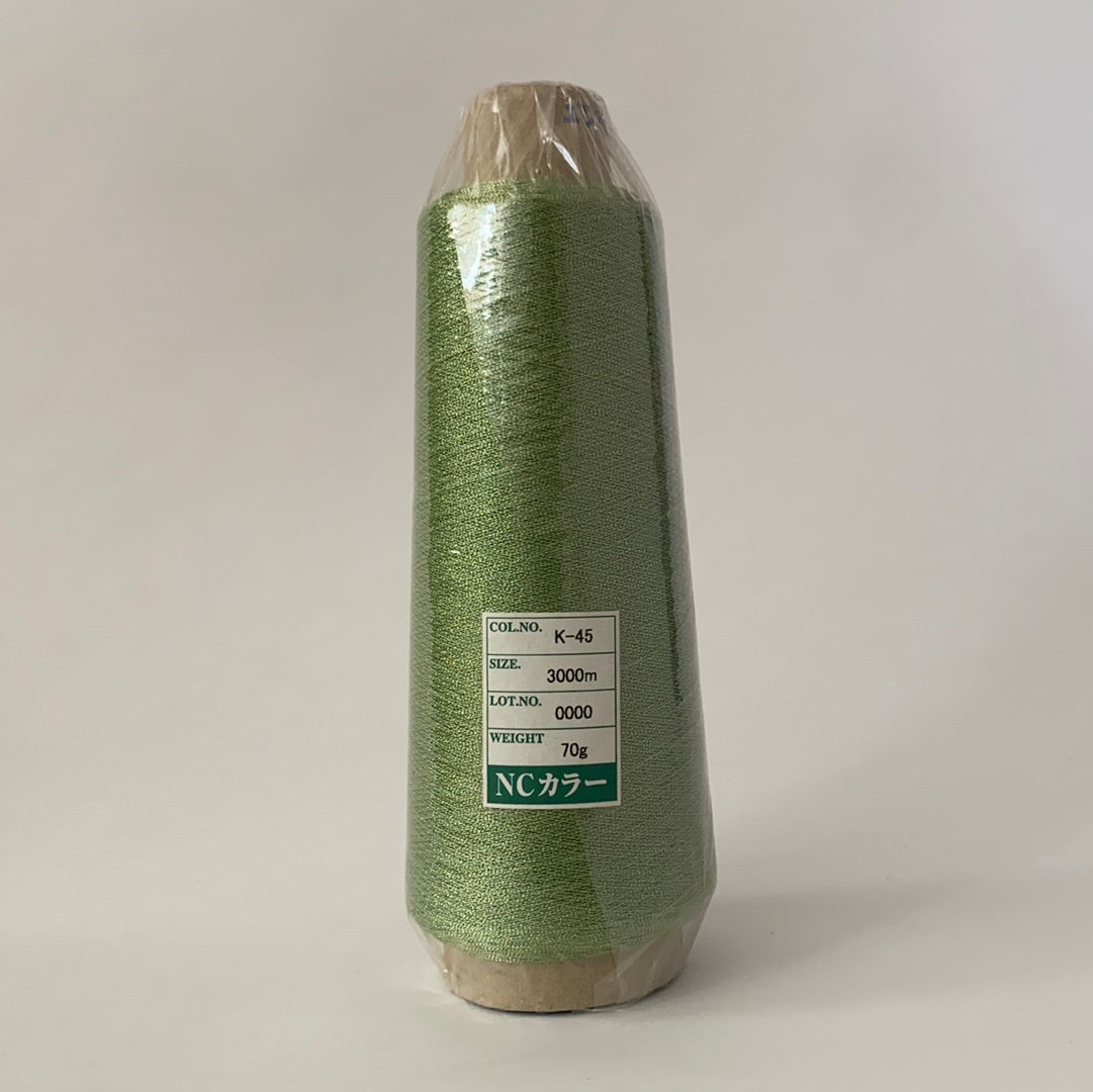 NCカラー蛇腹（蛇腹加工で奥行きのある輝きのメタリック糸）