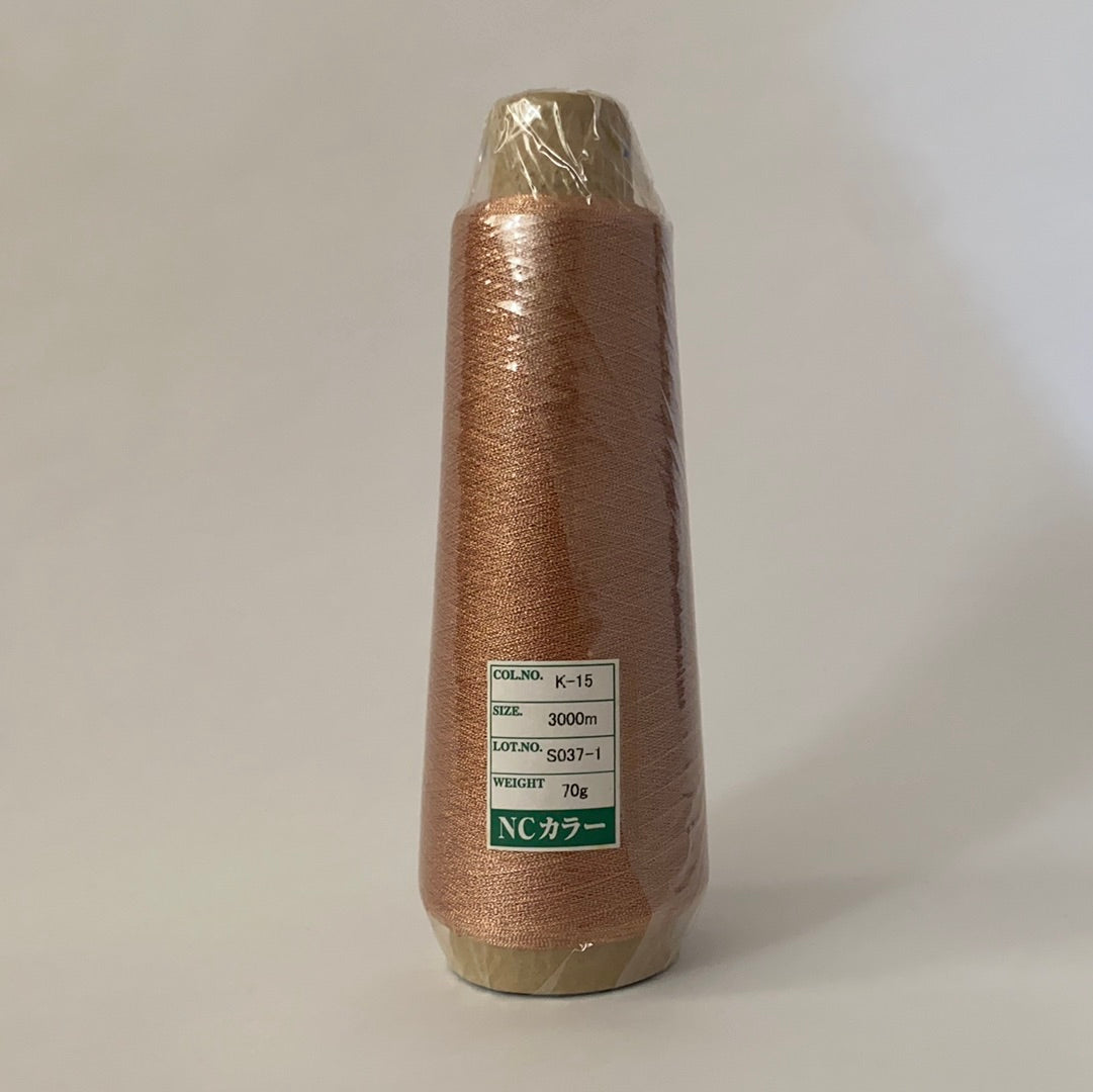 NCカラー蛇腹（蛇腹加工で奥行きのある輝きのメタリック糸）