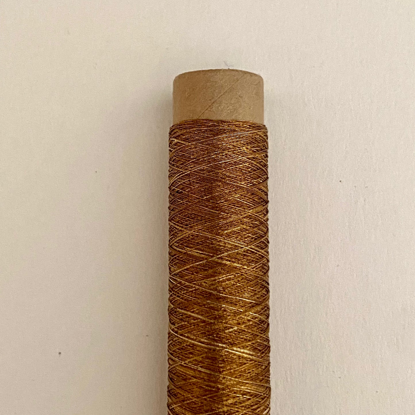 3分ラテン調　（極細マルチカラー金糸）　100ｍ　