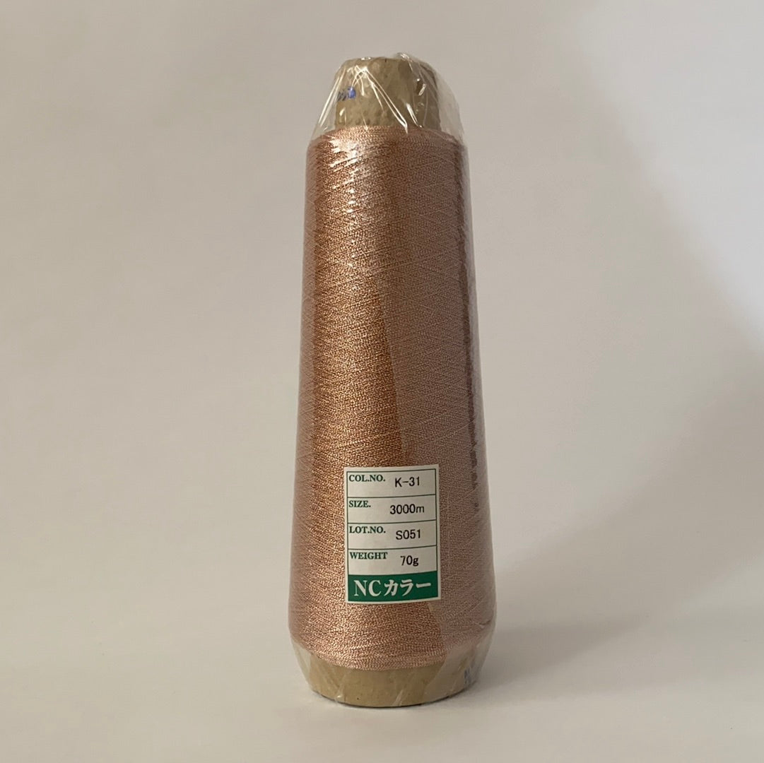NCカラー蛇腹（蛇腹加工で奥行きのある輝きのメタリック糸）
