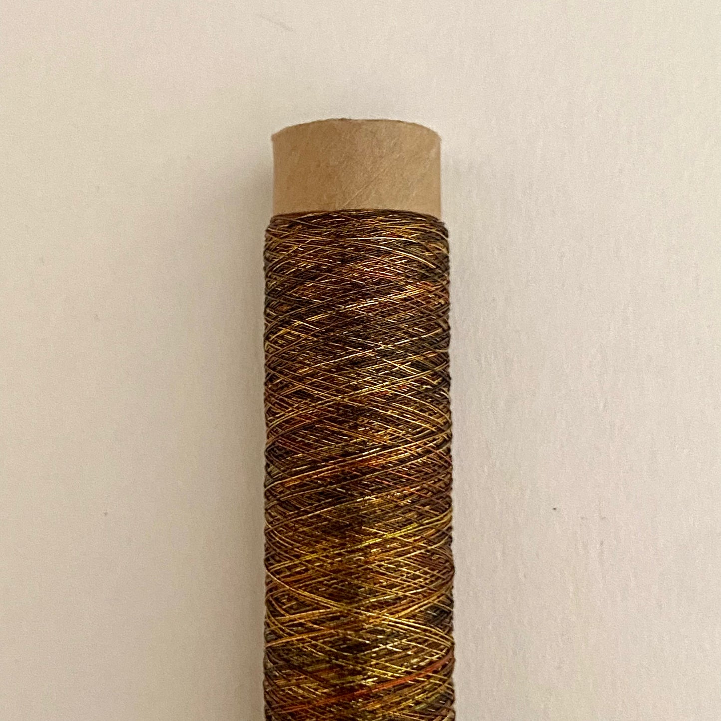 3分ラテン調　（極細マルチカラー金糸）　100ｍ　