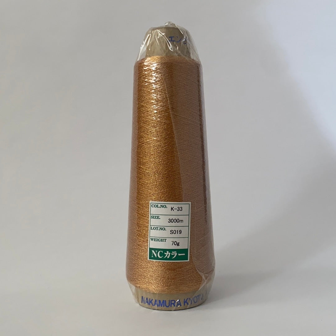 NCカラー蛇腹（蛇腹加工で奥行きのある輝きのメタリック糸）