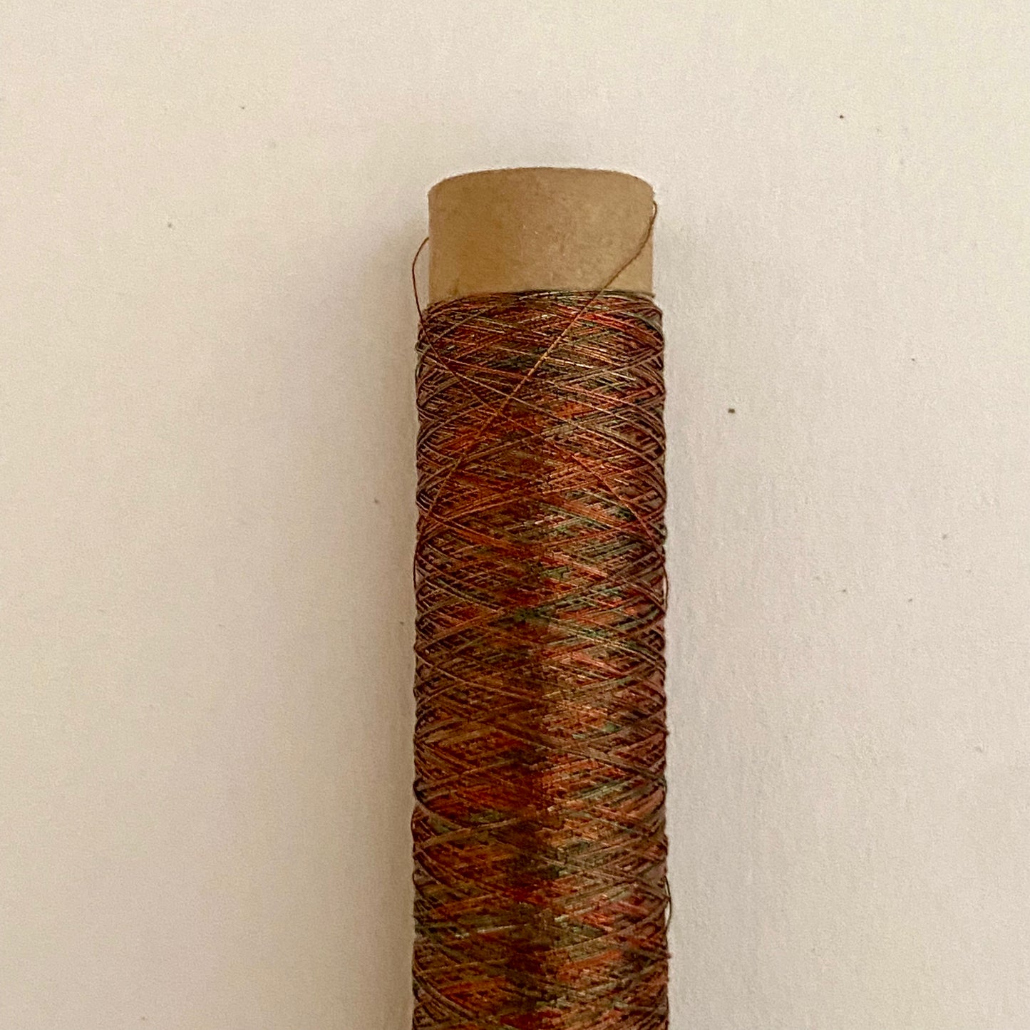 3分ラテン調　（極細マルチカラー金糸）　100ｍ　